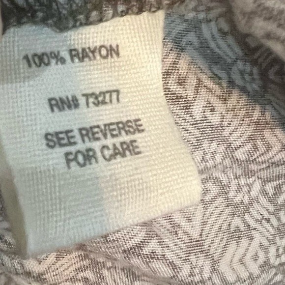 Olive green and white lace up boho peasant top size XS - Picture 6 of 6